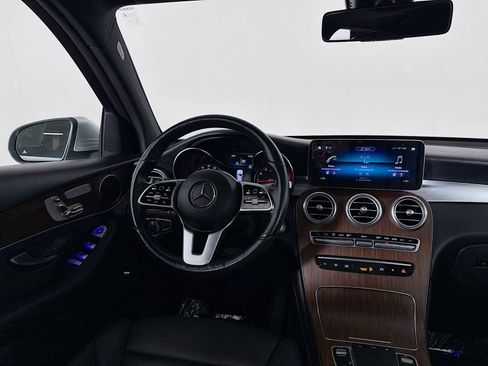 Used 2020 Mercedes-Benz GLC 300 4MATIC image 21