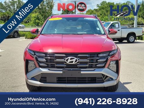 Used 2025 Hyundai Tucson SEL AWD/4WD image 3