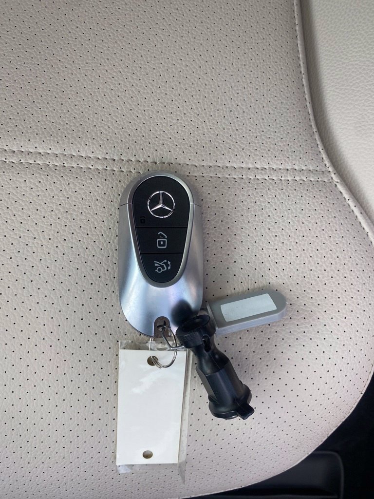 Used 2026 Mercedes-Benz C 300 4MATIC Sedan image 29