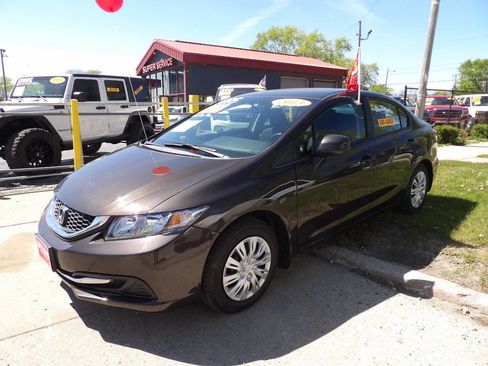 Used 2013 Honda Civic LX image 1