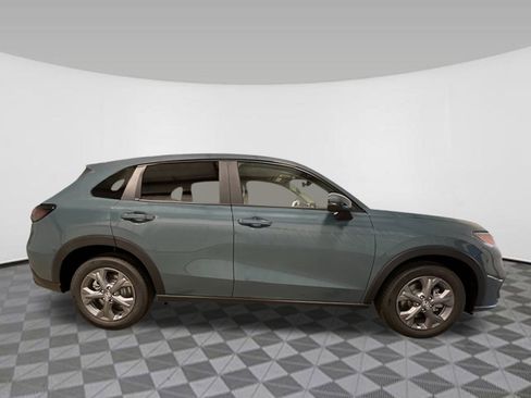 New 2026 Honda HR-V LX image 8