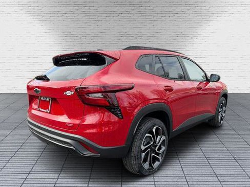 New 2026 Chevrolet Trax RS FWD image 4