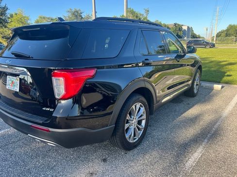 Used 2022 Ford Explorer XLT w/ Equipment Group 202A AWD/4WD image 33