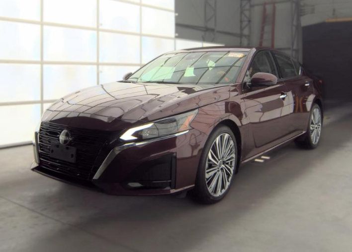 Certified 2023 Nissan Altima 2.5 SL AWD/4WD image 2