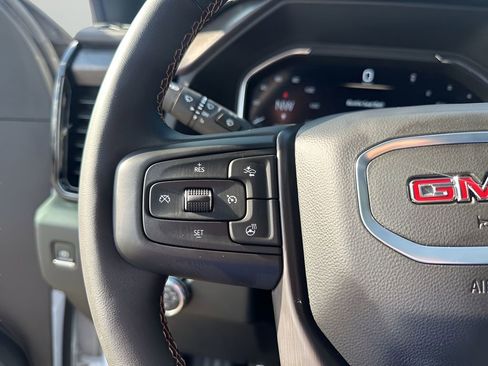 Used 2024 GMC Sierra 2500 AT4 w/ AT4 Premium Plus Package image 30