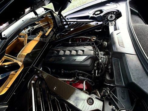 Used 2020 Chevrolet Corvette STINGRAY 3LT w/ 3LT Preferred Equipment Group image 23