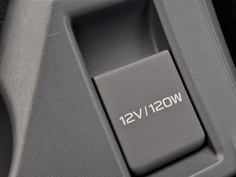 Certified 2025 Subaru Crosstrek 2.5i Limited image 26