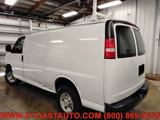 Used 2018 Chevrolet Express 2500 w/ Driver Convenience Package RWD image 6
