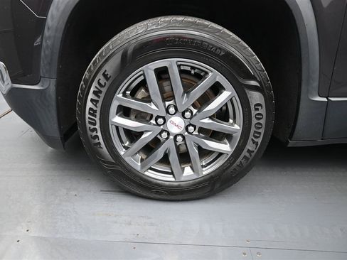 Used 2018 GMC Acadia SLT AWD/4WD image 19