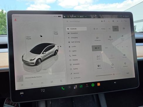 Used 2022 Tesla Model 3 Long Range AWD/4WD image 46