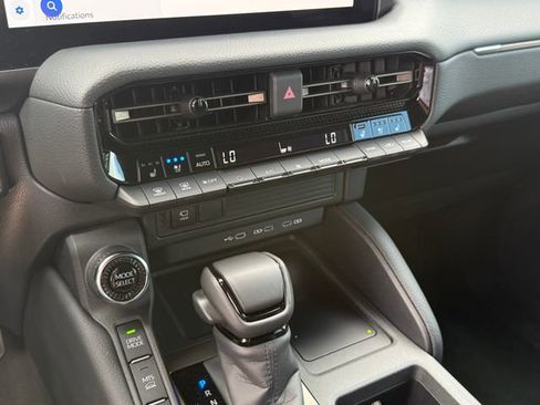 Used 2025 Toyota Land Cruiser w/ Premium Package image 22