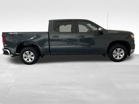 Used 2025 Chevrolet Silverado 1500 LT image 8