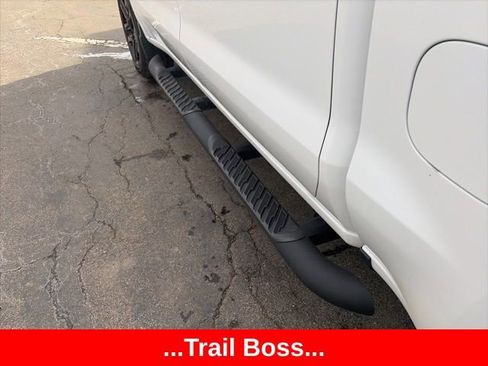 Used 2022 Chevrolet Silverado 1500 Custom Trail Boss w/ LPO, Dark Essentials Package image 8