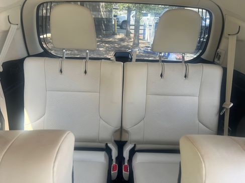 Used 2020 Lexus GX 460 Luxury w/ Luxury Sport Package AWD/4WD image 29