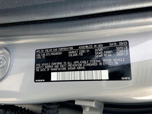 Used 2024 Volvo S60 B5 Plus image 27