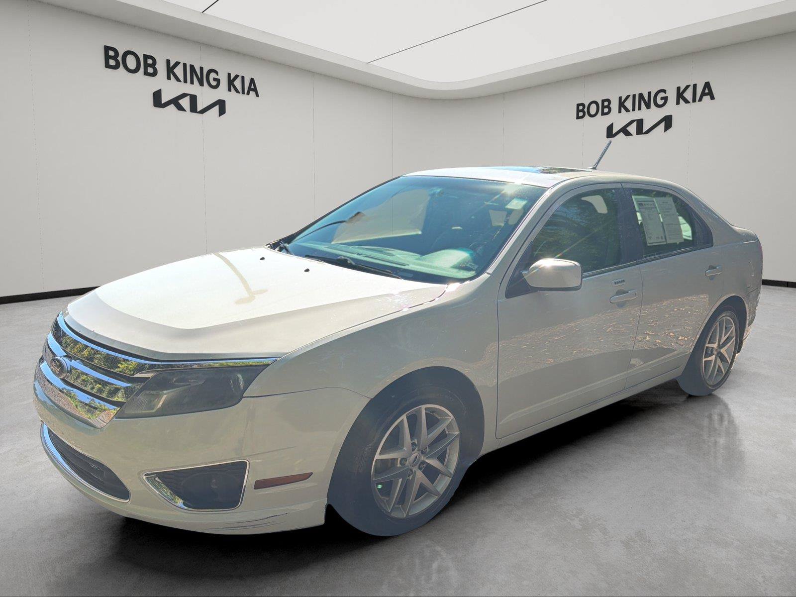 Used 2010 Ford Fusion SEL FWD image 1
