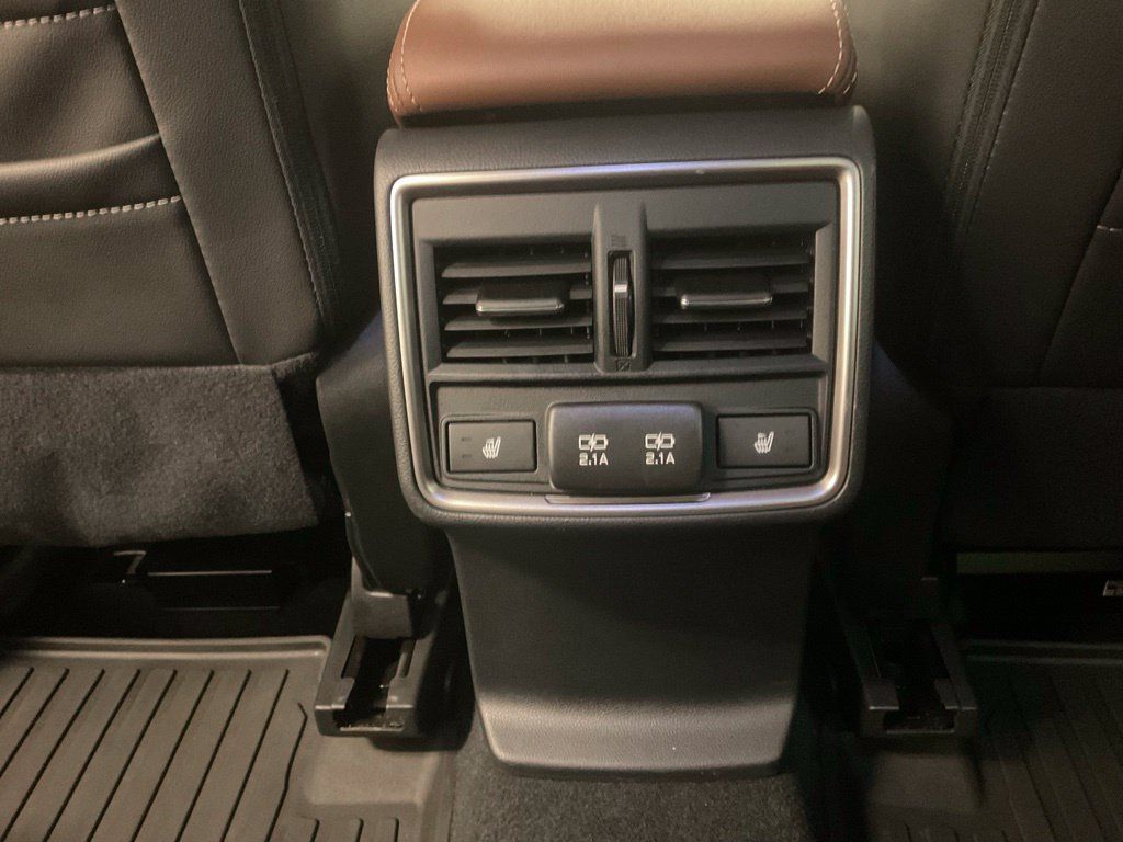 Used 2023 Subaru Forester Touring AWD/4WD image 36