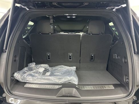 New 2026 GMC Yukon Denali w/ Sun & Power Step Package image 25
