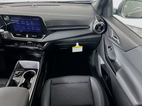 New 2026 Chevrolet Equinox LT w/ Convenience Package II AWD/4WD image 23