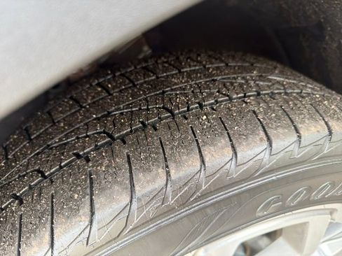 Certified 2018 GMC Terrain SLT w/ Preferred Package image 22