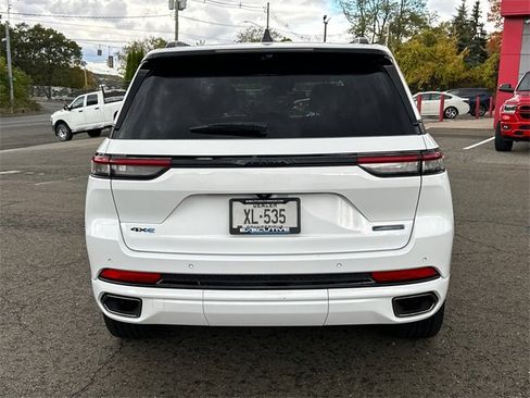 Used 2023 Jeep Grand Cherokee 30th Anniversary image 3