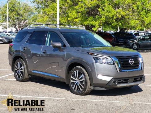 Certified 2024 Nissan Pathfinder Platinum w/ Cargo Package image 1