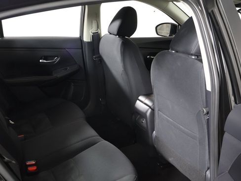 Used 2025 Nissan Sentra SR image 26