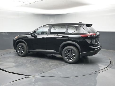 New 2026 Nissan Rogue S image 3