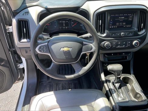 Used 2019 Chevrolet Colorado W/T w/ WT Convenience Package RWD image 6