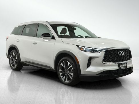 Used 2023 INFINITI QX60 Luxe image 7