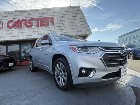 Used 2018 Chevrolet Traverse Premier image 27
