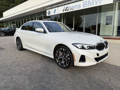 Used 2026 BMW 330i Sedan RWD image 2