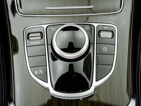 Used 2019 Mercedes-Benz C 300 4MATIC Sedan image 19