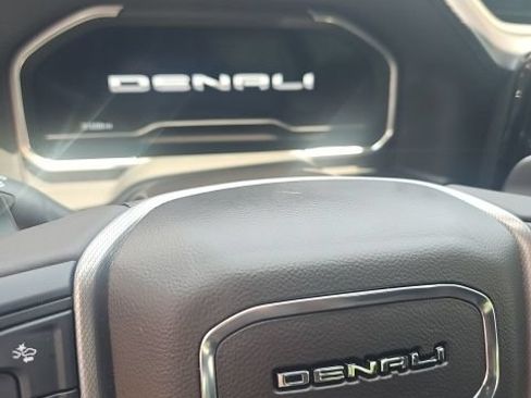 Used 2023 GMC Sierra 1500 Denali w/ Technology Package AWD/4WD image 15
