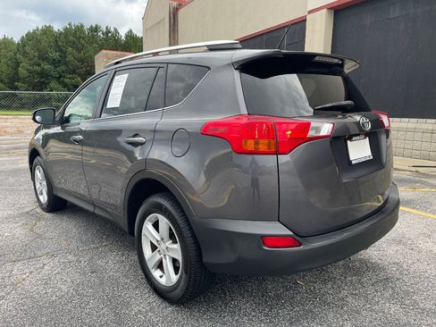 Used 2013 Toyota RAV4 XLE FWD image 8