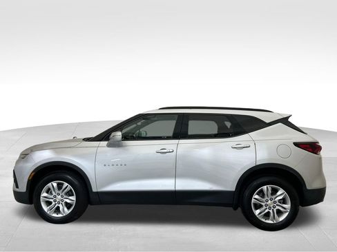 Used 2020 Chevrolet Blazer LT FWD image 2