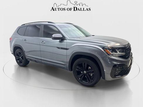 Used 2023 Volkswagen Atlas SEL R-Line AWD/4WD image 4