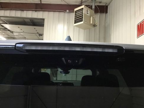 New 2026 GMC Terrain AT4 w/ Convenience Package III image 18