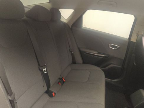 Used 2025 Kia K4 FWD image 19