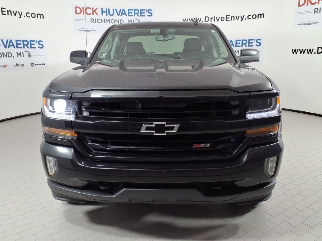 Used 2017 Chevrolet Silverado 1500 LT w/ Midnight Edition AWD/4WD image 2
