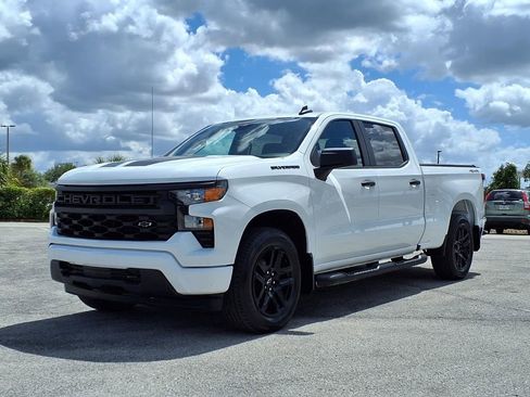 Used 2024 Chevrolet Silverado 1500 Custom w/ Rally Edition image 3