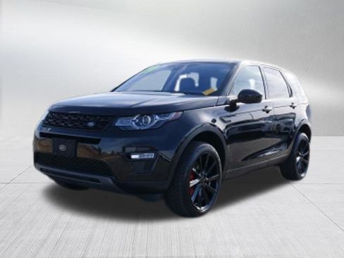 Used 2019 Land Rover Discovery Sport SE image 8