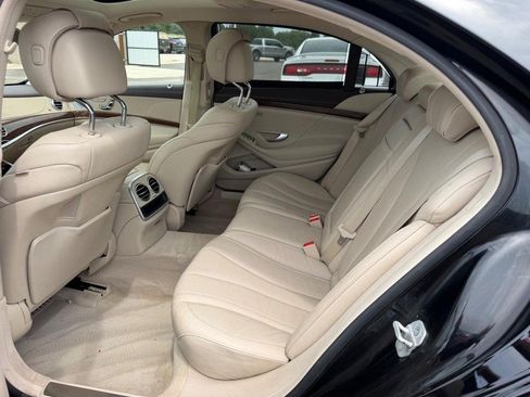 Used 2015 Mercedes-Benz S 550 4MATIC Sedan image 10