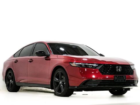 Used 2024 Honda Accord Sport image 1