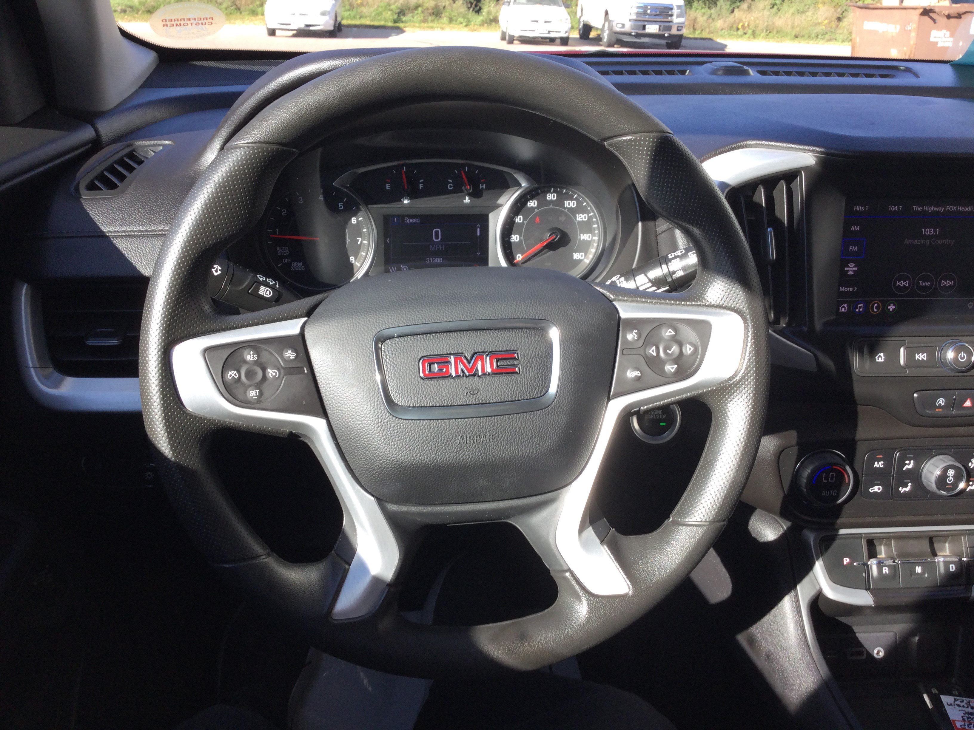 Used 2023 GMC Terrain SLE w/ Driver Convenience Package AWD/4WD image 18