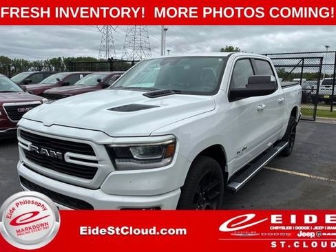 Used 2023 RAM 1500 Laramie AWD/4WD image 1