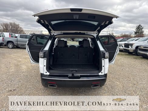 Used 2020 Chevrolet Traverse Premier w/ Redline Edition image 13