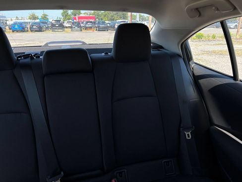 Used 2025 Toyota Corolla LE FWD image 28