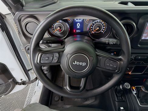 Used 2023 Jeep Wrangler Sport image 12