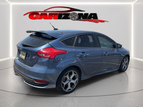 Used 2018 Ford Focus ST FWD image 12